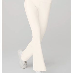 ALO AIRBRUSH HIGH-WAIST 7/8 BOOTCUT LEGGING